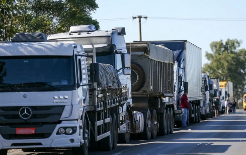 Entra em vigor a MP que evita a greve dos caminheiros