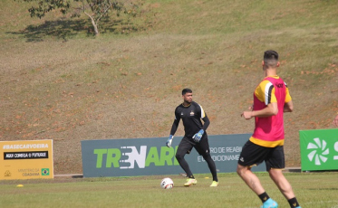 Gustavo e Arilson podem estar em campo contra o CRB