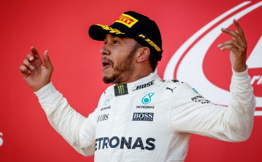 O mundo tem um novo tetracampeão