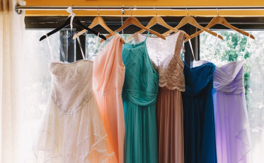 Dez dicas para cuidar corretamente dos vestidos de festa
