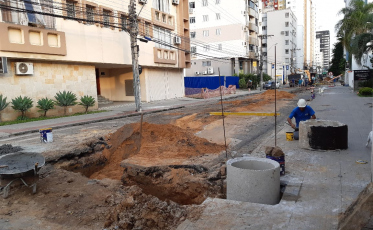 Obras da Casan no Centro devem continuar na próxima semana 