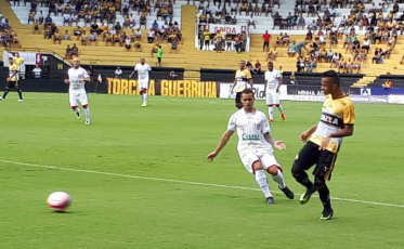 Criciúma vence e acaba em 4º; mesmo derrotado, Hercílio escapa