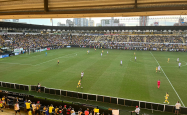 Com show de bola no Jogo das Estrelas, Maicon se despede dos gramados