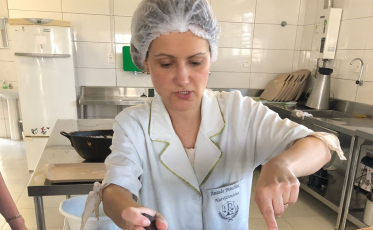 Asilo São Vicente de Paulo lança pré-venda de cavaquinhos