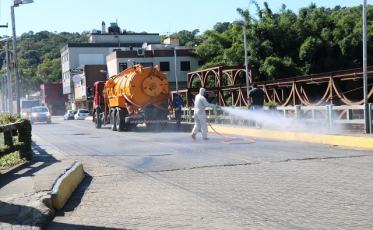 Ruas de Nova Veneza passam por novo processo de higienização