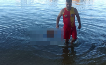 Laguna: Homem é encontrado morto próximo à rede de pesca