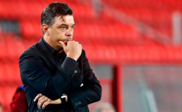 River Plate pode entrar com jogador de linha no gol na Libertadores