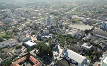 Justiça nega liminar que pedia abertura de supermercados aos domingos em Içara