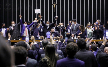 Moacir Pereira: entidades de SC atacam aberração do Fundão