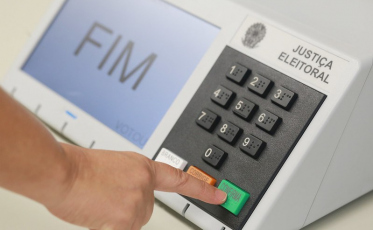 Campanha de Lula pede ao TSE extensão da votação até as 19h em municípios com problemas no transporte