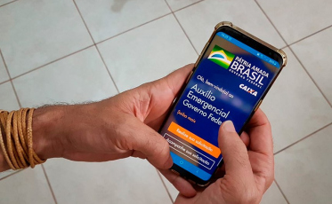 Senadores defendem prorrogar auxílio emergencial de R$ 600 até dezembro