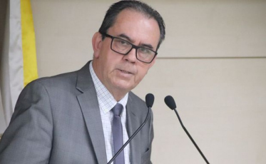 Legislativo de Criciúma aprova projeto que proíbe recusa de pagamentos em dinheiro