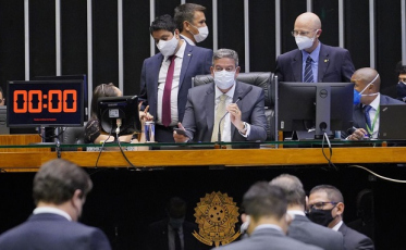 PEC Emergencial: Câmara conclui votação e auxílio pode ser pago logo