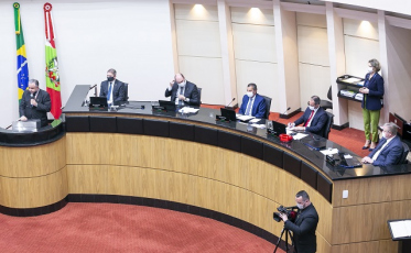 Moacir Pereira: “uma semana de fatos históricos em Santa Catarina”