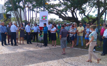 Hasteadas as bandeiras no Paço Municipal (VÍDEO)