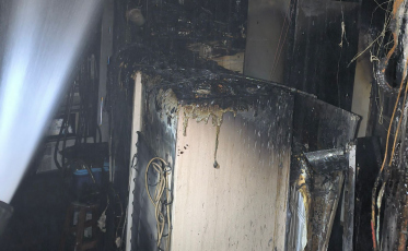 Incêndio deixa oficina destruída em Criciúma