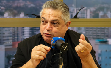João Rodrigues diz que saiu 