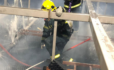 Incêndio atinge estação de tratamento de esgoto de Tubarão