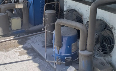 Refrigeradores causam incêndio em supermercado de Forquilhinha