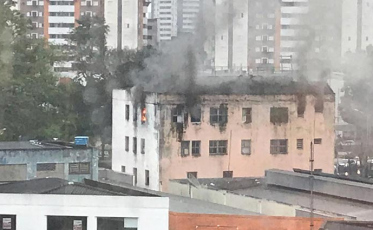 Incêndio em prédio próximo ao Terminal Central (VÍDEO)