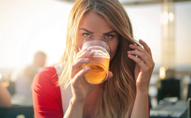 Alcoolismo feminino aumentou 30% na última década no Brasil