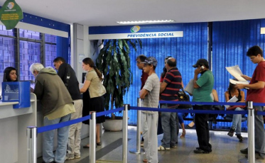 INSS: sai regra para beneficiário que vive no exterior comprovar vida