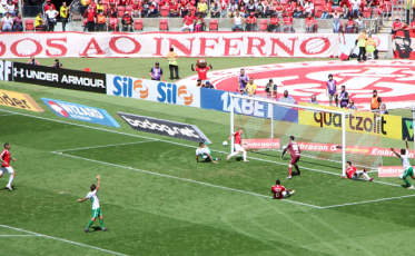 Chapecoense perde de novo