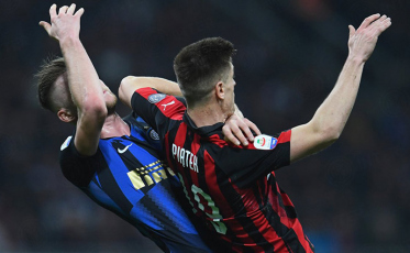 Dupla de Milão na luta pela vaga na Champions League