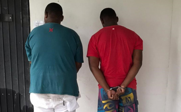 Irmãos são presos por tráfico de drogas 