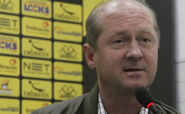Criciúma terá técnico até segunda, diz Dal Farra