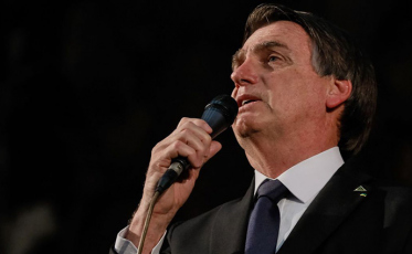 Bolsonaro: invasão de telefone é crime e ponto final