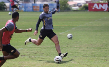 Criciúma pode ter novidades para estreia na Série B; veja fotos do treino