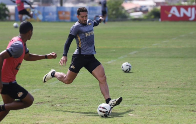 Criciúma pode ter novidades para estreia na Série B; veja fotos do treino