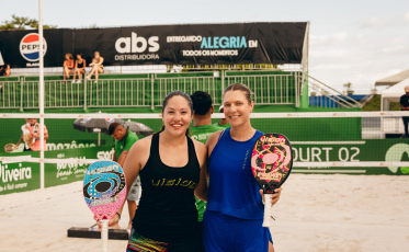 Beach tennista criciumense vence 13ª do mundo em campeonato