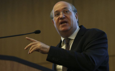 Presidente do BC projeta inflação abaixo de 4% para este ano