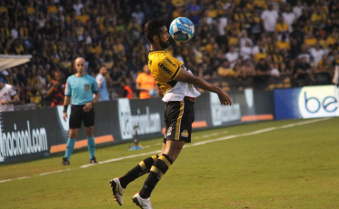 Jonathan sobre campanha do Criciúma: “O grupo é o ponto principal dos êxitos no resultado”