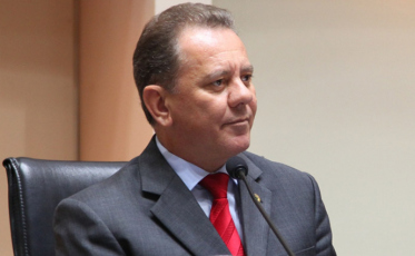 Presidente da Fecam reclama a falta dos municípios e estados na Reforma da Previdência