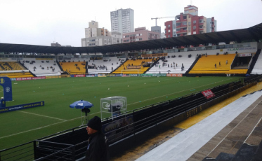 CBF altera horário do jogo entre Criciúma e Bahia 