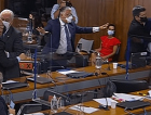 “Vagabundo”, “ladrão”, “picareta”, “puxa saco”: Jorginho e Renan quase saem no tapa na Cpi da Covid (VÍDEO)