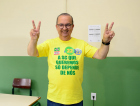 Jorginho Mello vota em Herval D`Oeste