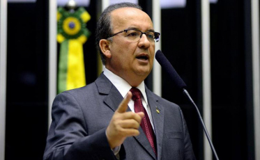 Jorginho Mello quer mais dinheiro do Governo Federal para Santa Catarina