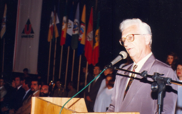 Para o mundo dos comuns