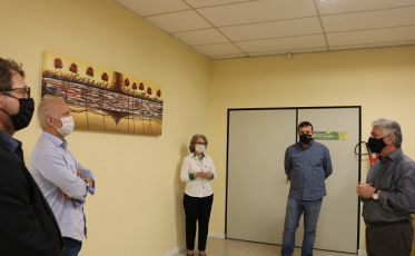 Farben e artista plástico se unem em prol do Juntos de Coração