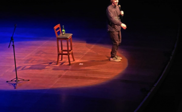 Abrahão Paes é homenageado em show de Stand-Up Comedy
