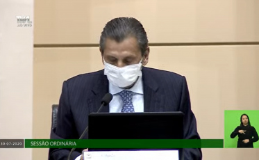 Alesc acolhe pedido de impeachment do governador Carlos Moisés