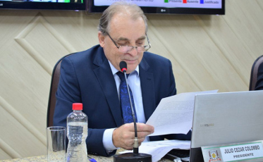 Julio Colombo deve mudar de partido