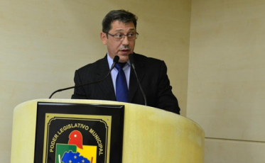 Kaminski garante que ainda não pensa em mudar de partido