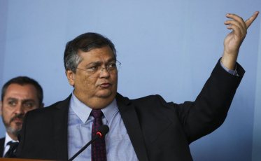 Ministro anuncia órgão para monitorar violência contra jornalistas