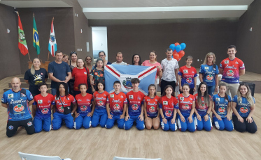 Atletas de Içara viajam para o Equador representando o país no Sul-Americano de Karatê