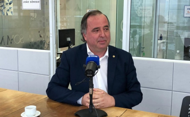 Luciano Hang será vice de Bolsonaro, afirma deputado Kennedy Nunes